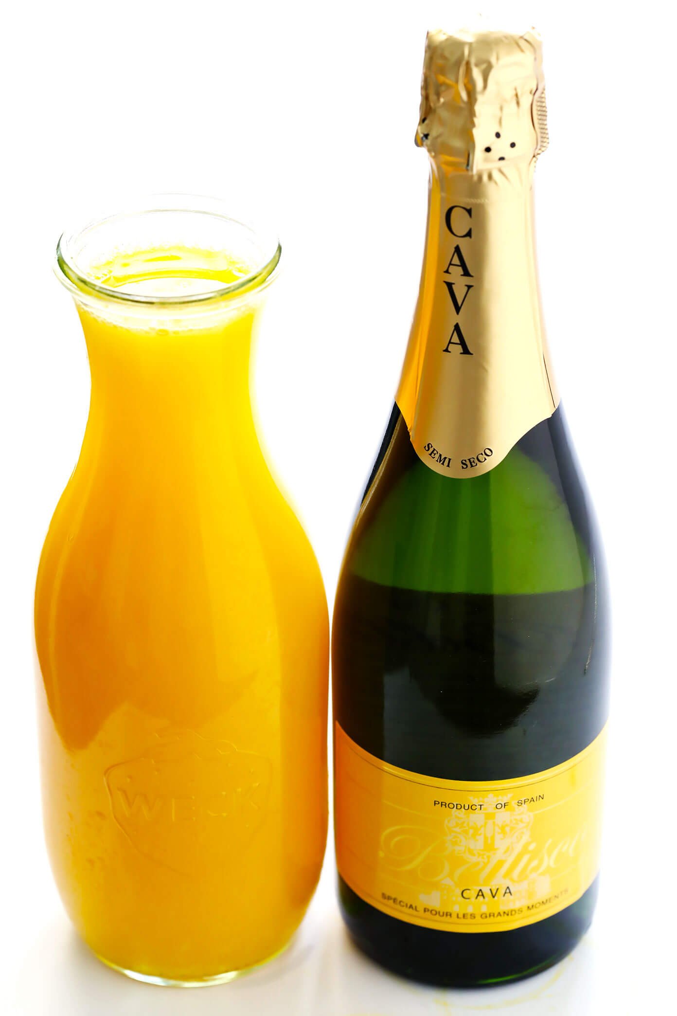 Mimosa Ingredients Orange Juice and Sparkling Wine