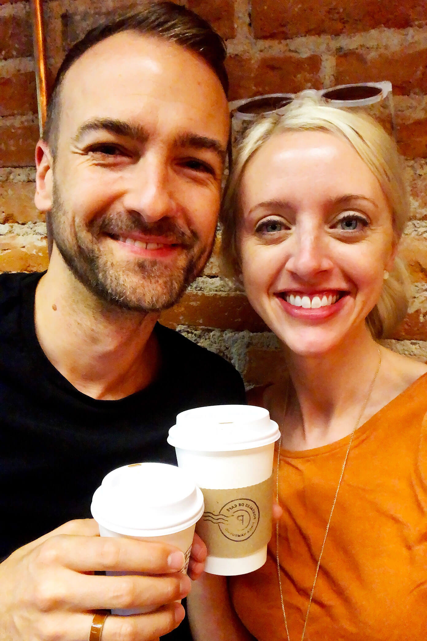 Ali's Guide To Mexico City | Where To Eat (Restaurants), Visit (What To Do), and Stay (Hotels and AirBnBs) in the delicious urban heart of Mexico | gimmesomeoven.com #travel #mexicocity #cdmx #mexico #traveltips #restaurants #food Postales de Cafe in Mexico City
