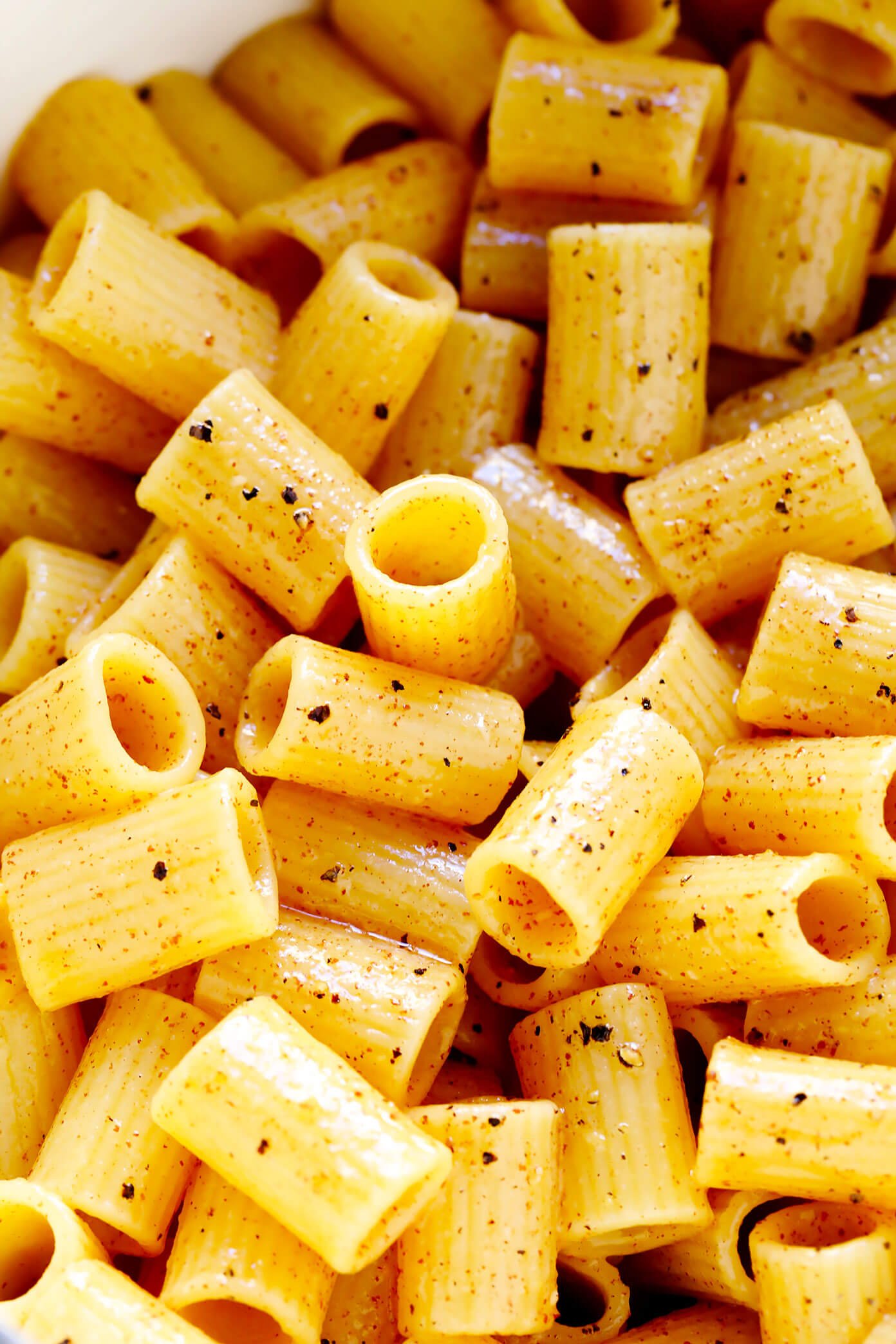 Lemon Pepper Pasta Closeup