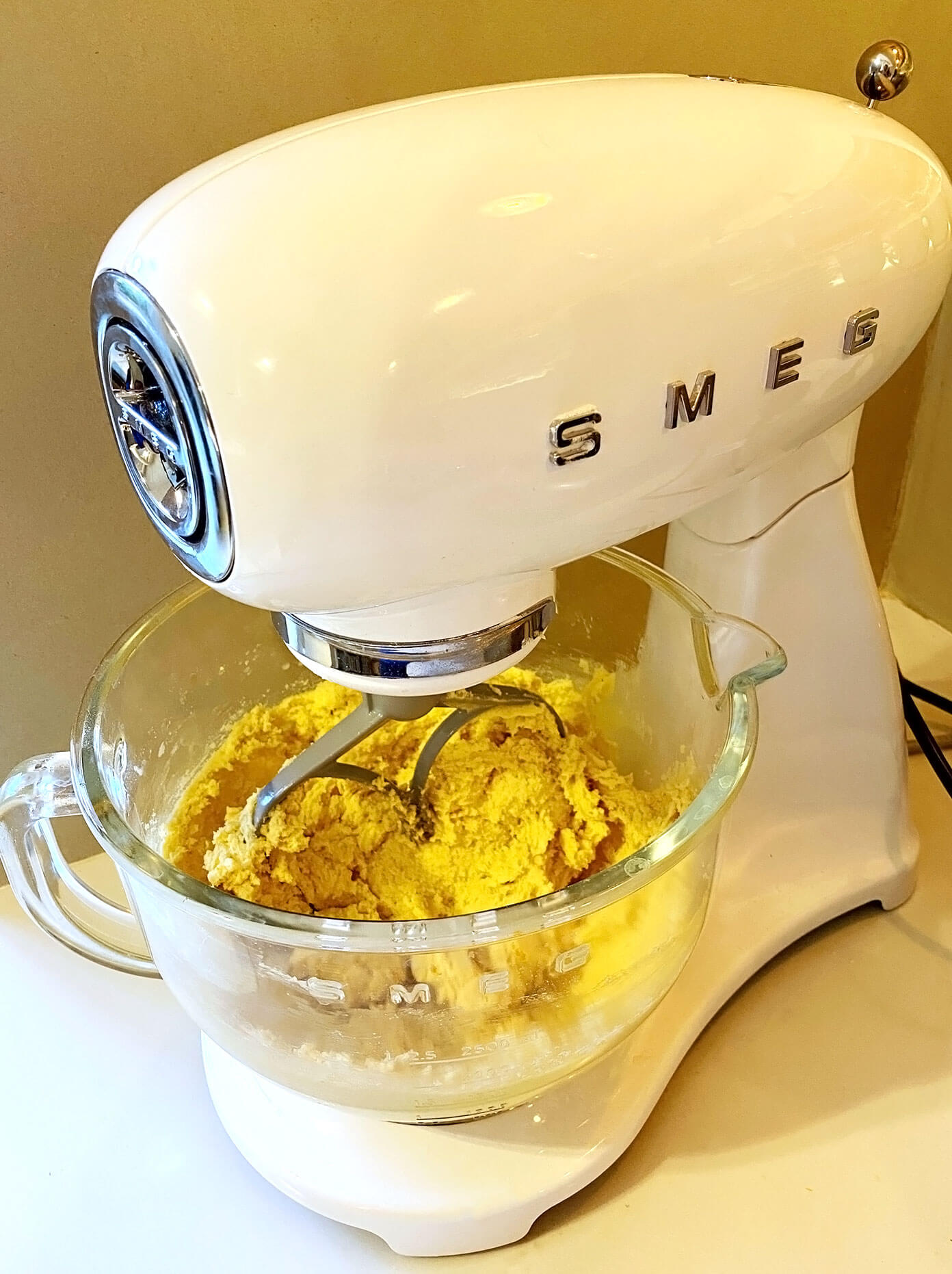 Smeg Mixer