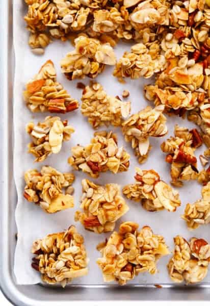 Easy Granola Clusters in Sheet Pan