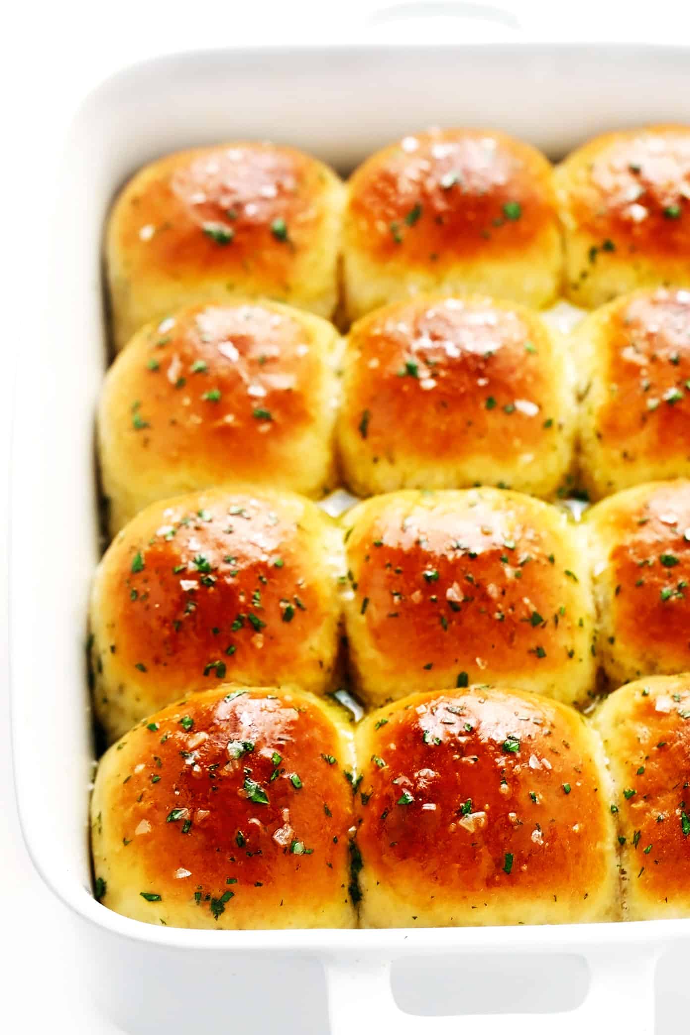 1-Hour Rosemary Garlic Dinner Rolls Recipe