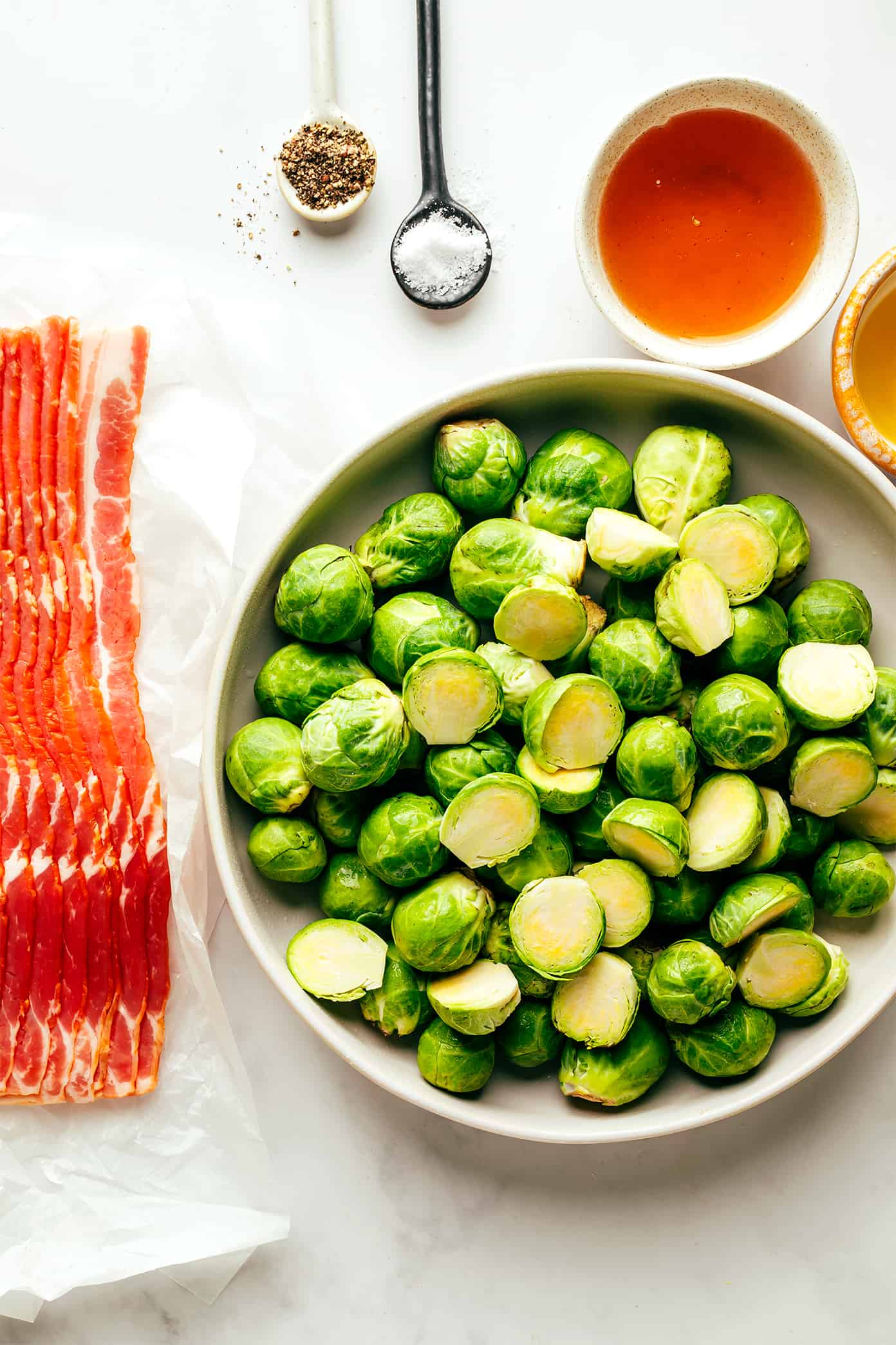 Ingredientes da couve-de-bruxelas com bacon