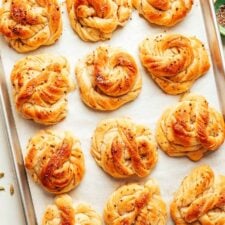 Cardamom Buns