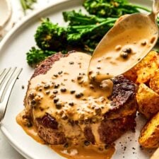 Filet Mignon with Peppercorn Sauce