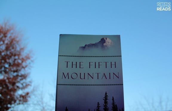 The Fifth Mountain by Paulo Coelho | gimmesomereads.com