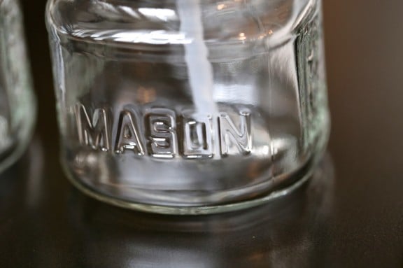 Mason Jar Soap Dispenser Giveaway! | www.gimmesomestyleblog.com #giveaways