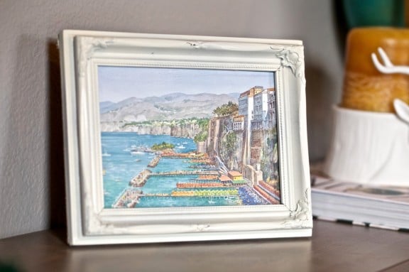 Four Ways to Decorate With Postcards | www.gimmesomestyleblog.com #postcards