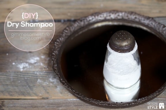 DIY Dry Shampoo | gimmesomestyleblog.com #dryshampoo #beauty #diy #hair #homemade 