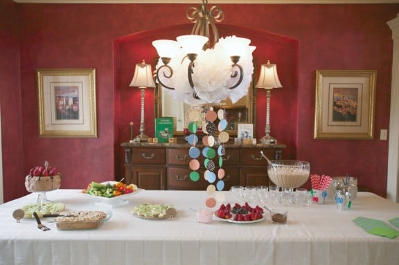 Vintage Toy Baby Shower | www.gimmesomestyleblog.com #babyshower #baby #vintage