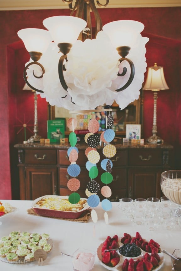 Vintage Toy Baby Shower | www.gimmesomestyleblog.com #babyshower #baby #vintage