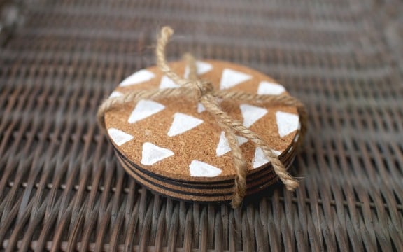 DIY Painted Cork Coasters | www.gimmesomestyleblog.com