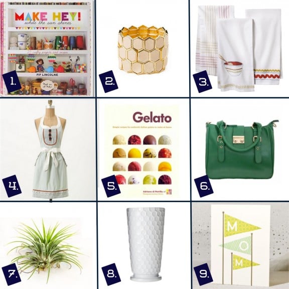 Mother's Day Gift Guide | www.gimmesomestyleblog.com