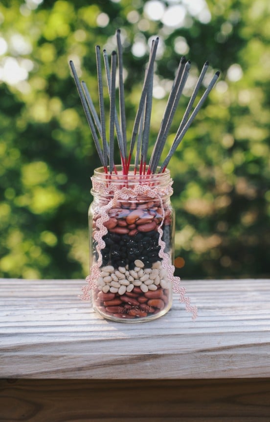 Fourth of July Fireworks Centerpiece | gimmesomestyleblog.com #sparklers #centerpiece #fourthofjuly #masonjar #craft #diy #holiday #fireworks