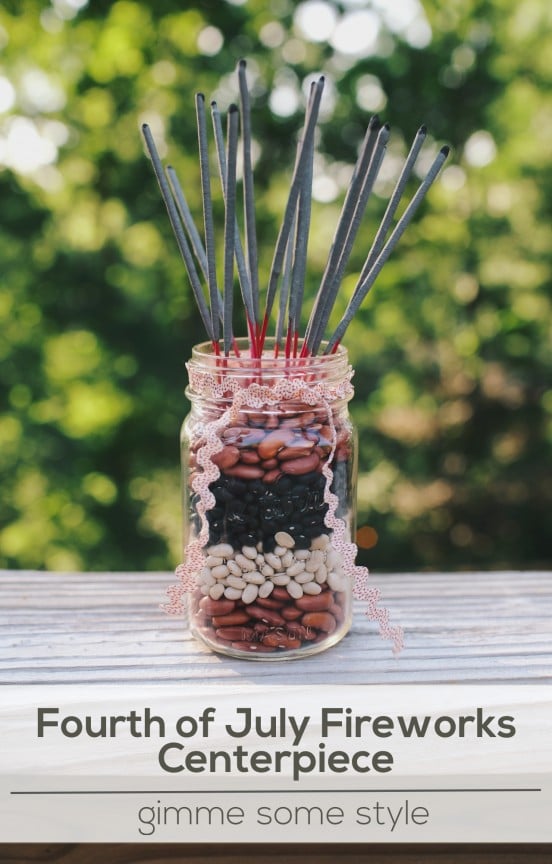 Fourth of July Fireworks Centerpiece | gimmesomestyleblog.com #sparklers #centerpiece #fourthofjuly #masonjar #craft #diy #holiday #fireworks