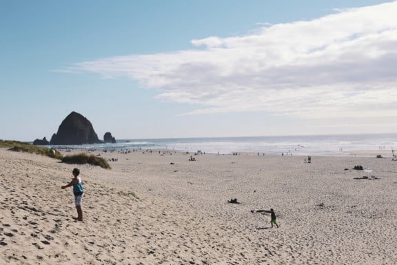 Cannon Beach, Oregon | www.gimmesomestyleblog.com #travel #beach #ocean