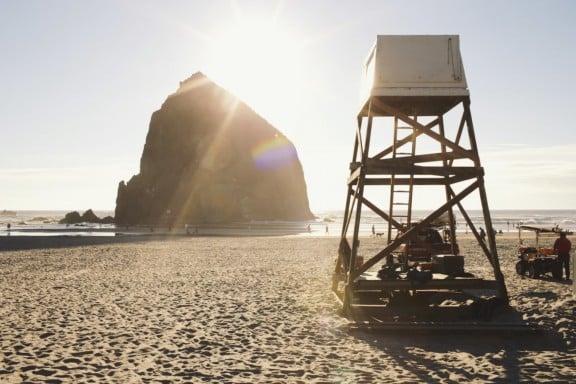 Cannon Beach, Oregon | www.gimmesomestyleblog.com #travel #beach #ocean