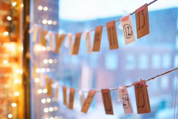 A Note a Day Advent Calendar | www.gimmesomeoven.com/style #advent #christmas #homemade #DIY