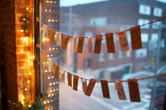 A Note a Day Advent Calendar | www.gimmesomeoven.com/style #advent #christmas #homemade #DIY