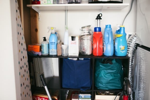 Three simple ways to get organized | www.gimmesomeoven.com/style #organize #DIY #rubbermaid #rubbermaidallaccess