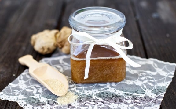 DIY Coconut Ginger Sugar Scub | www.gimmesomeoven.com/style